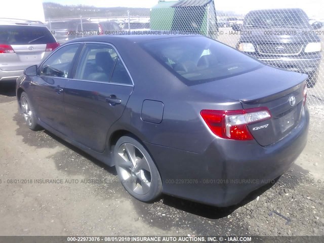 4T1BF1FK6EU386618 - 2014 TOYOTA CAMRY L/SE/LE/XLE 灰色 照片 3