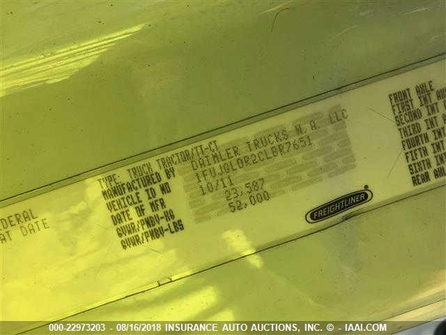 1FUJGLDR2CLBR7651 - 2012 FREIGHTLINER CASCADIA 125  WHITE photo 7