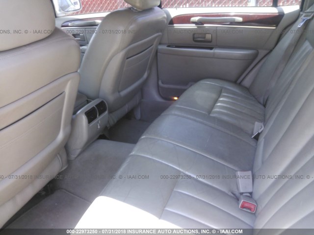1LNHM81W33Y605222 - 2003 LINCOLN TOWN CAR EXECUTIVE Серебристый фото 8