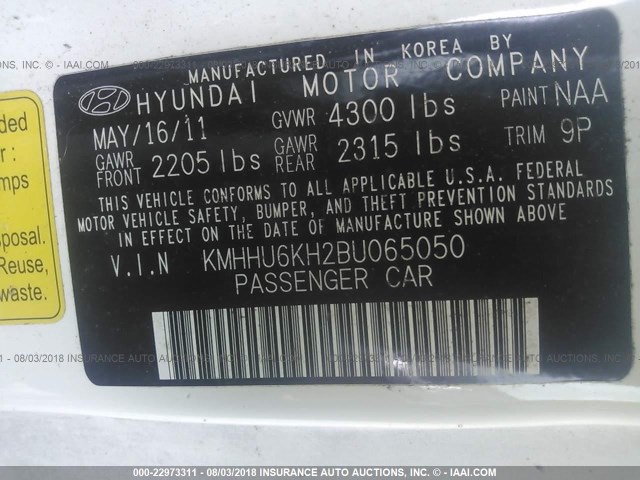 KMHHU6KH2BU065050 - 2011 HYUNDAI GENESIS COUPE 3.8L WHITE photo 9