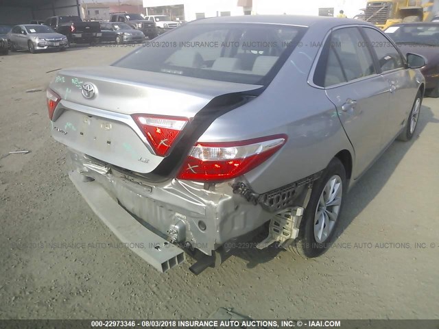 4T4BF1FK7FR487111 - 2015 TOYOTA CAMRY LE/XLE/SE/XSE SILVER photo 6