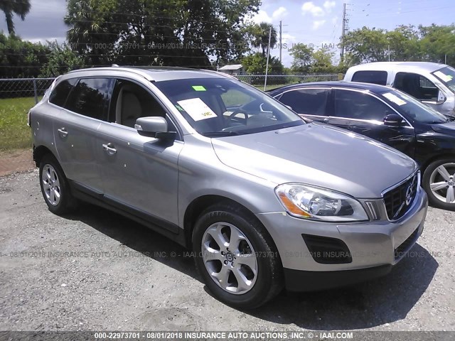 YV4952DL9D2403541 - 2013 VOLVO XC60 3.2 SILVER photo 1