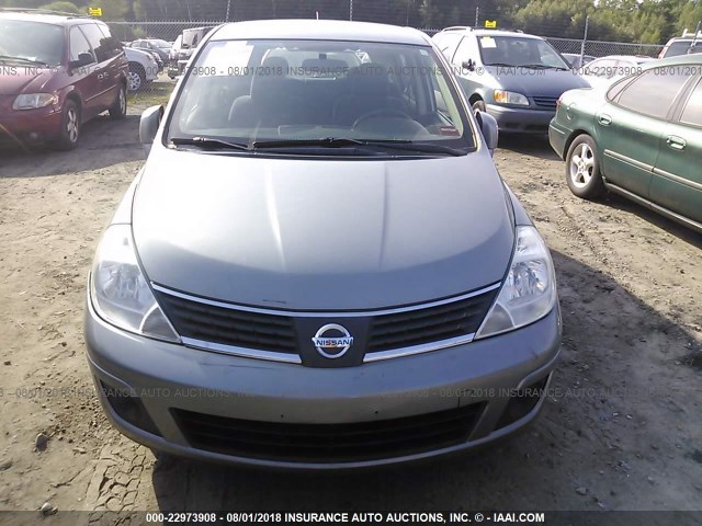 3N1BC13E99L354504 - 2009 NISSAN VERSA S/SL GRAY photo 6