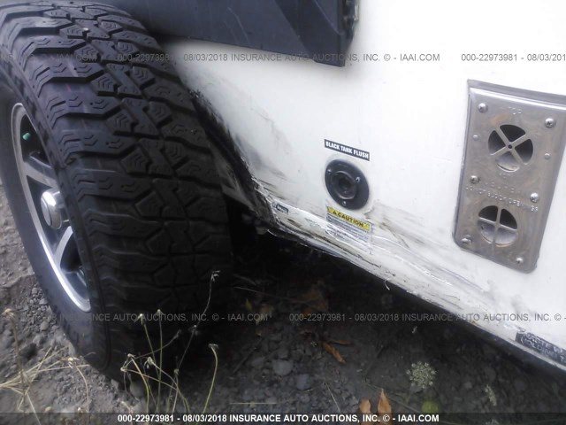 4X4TRPT16G2010430 - 2016 FOREST RIVER RPOD  绿色 照片 10