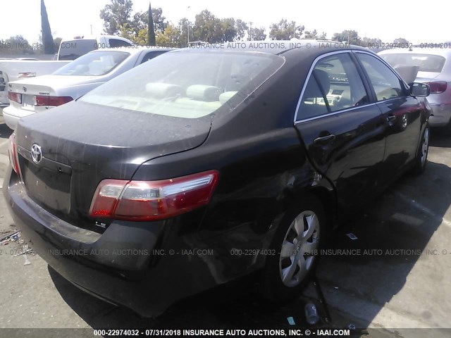 4T4BE46K18R029183 - 2008 TOYOTA CAMRY CE/LE/XLE/SE BLACK photo 4