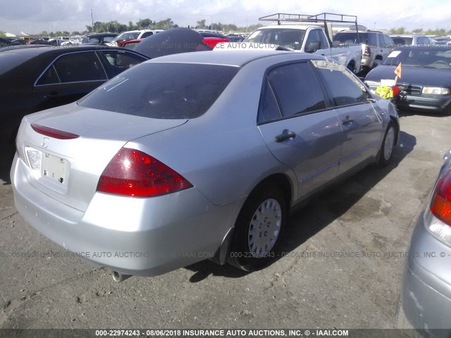 1HGCM56137A140547 - 2007 HONDA ACCORD VALUE SILVER photo 4