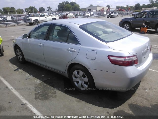4T1BE46K27U653471 - 2007 TOYOTA CAMRY NEW GENERAT CE/LE/XLE/SE SILVER photo 3