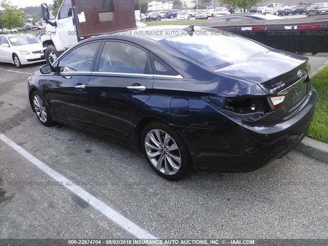 5NPEC4AC7BH041504 - 2011 HYUNDAI SONATA SE/LIMITED BLACK photo 3