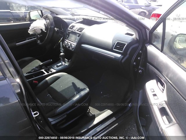 JF2GPABC4HH236687 - 2017 SUBARU CROSSTREK PREMIUM ნაცრისფერი ფოტო 5