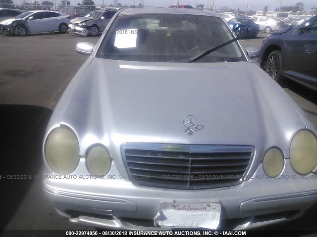 WDBJF70J82B430790 - 2002 MERCEDES-BENZ E 430 SILVER photo 6