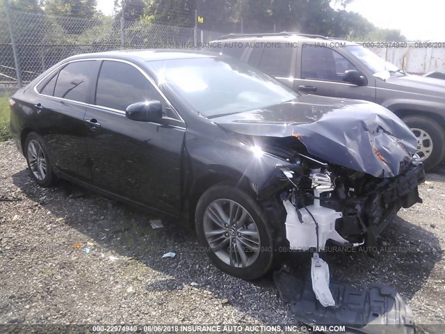 4T1BF1FK9HU408728 - 2017 TOYOTA CAMRY LE/XLE/SE/XSE 黑色 照片 1