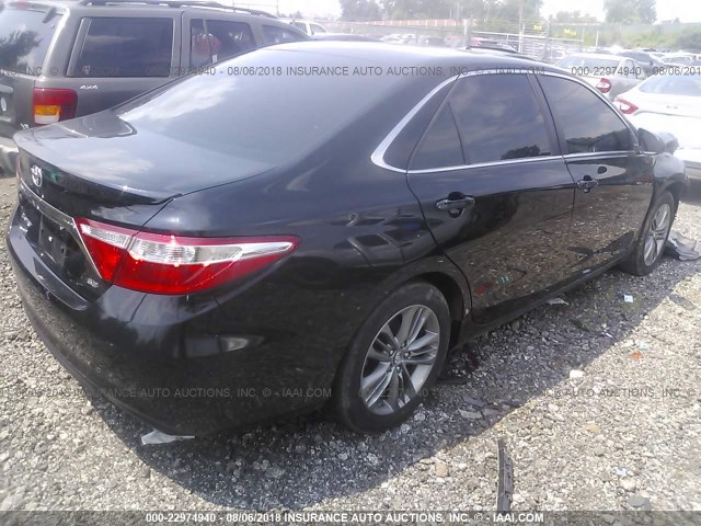 4T1BF1FK9HU408728 - 2017 TOYOTA CAMRY LE/XLE/SE/XSE 黑色 照片 4