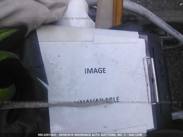 4T4BF1FK7FR456067 - 2015 TOYOTA CAMRY LE/XLE/SE/XSE WHITE photo 10