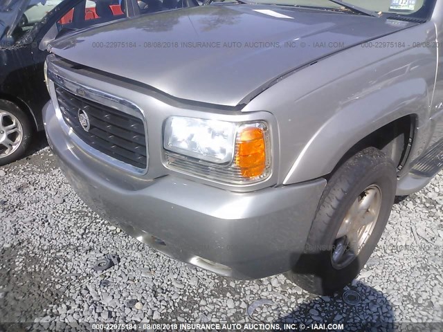 1GYEK63R1YR169538 - 2000 CADILLAC ESCALADE LUXURY ბეჟი ფოტო 6
