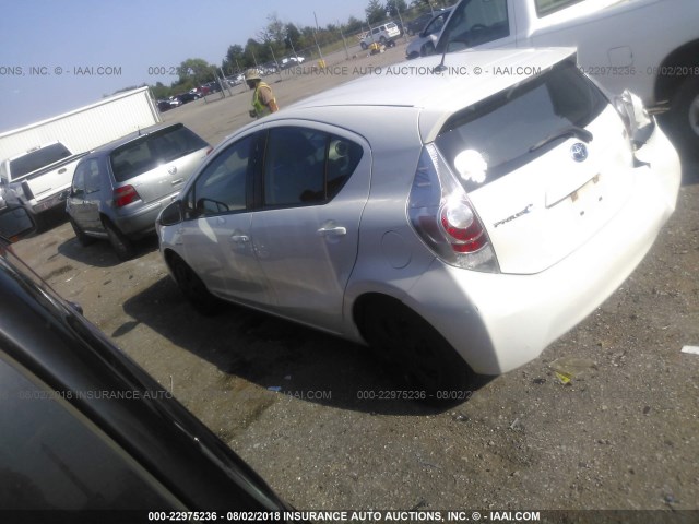 JTDKDTB35C1527875 - 2012 TOYOTA PRIUS C WHITE photo 3