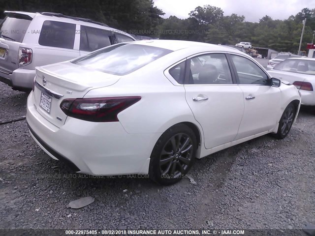 1N4AL3AP2JC269325 - 2018 NISSAN ALTIMA 2.5/S/SV/SL/SR WHITE photo 4