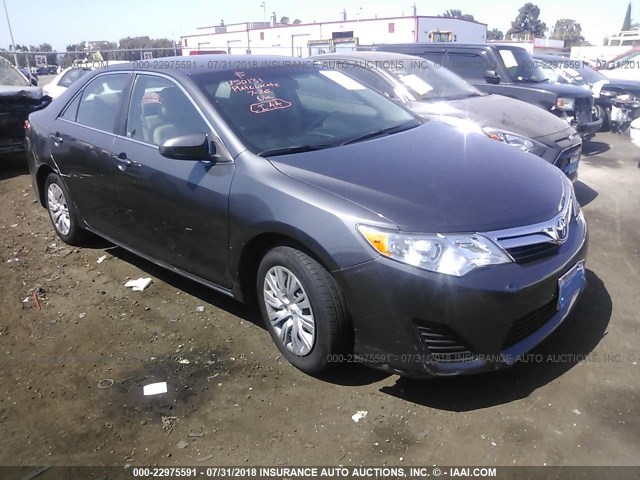 4T4BF1FK7CR250131 - 2012 TOYOTA CAMRY SE/LE/XLE 灰色 照片 1