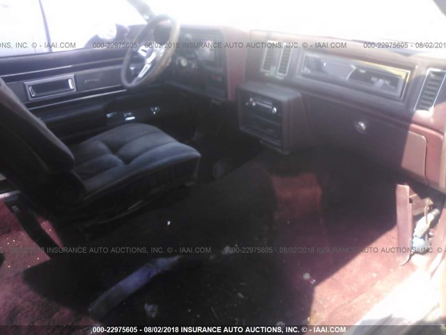 1G4GM1178HP417711 - 1987 BUICK REGAL LIMITED 黑色 照片 5