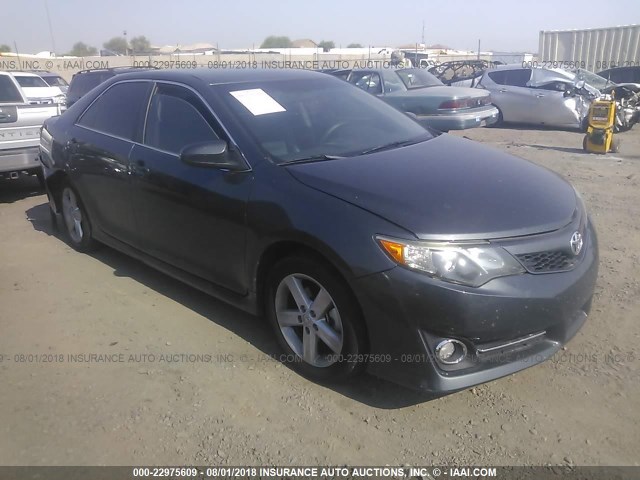 4T1BF1FK3EU464966 - 2014 TOYOTA CAMRY L/SE/LE/XLE 灰色 照片 1