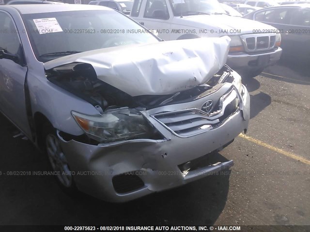 4T1BF3EK7BU773171 - 2011 TOYOTA CAMRY SE/LE/XLE 银色 照片 6