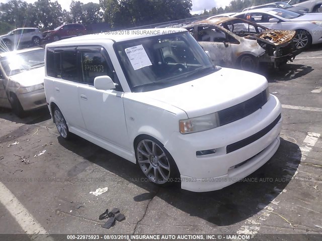 JTLKT324750177139 - 2005 TOYOTA SCION XB Weiß Foto 1