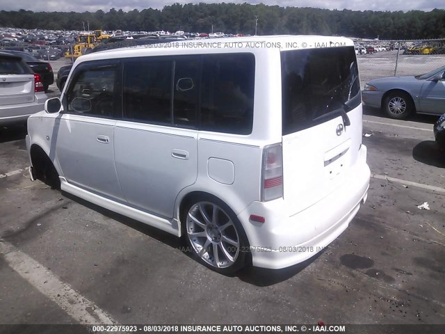JTLKT324750177139 - 2005 TOYOTA SCION XB Weiß Foto 3