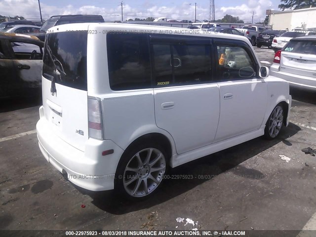 JTLKT324750177139 - 2005 TOYOTA SCION XB Weiß Foto 4