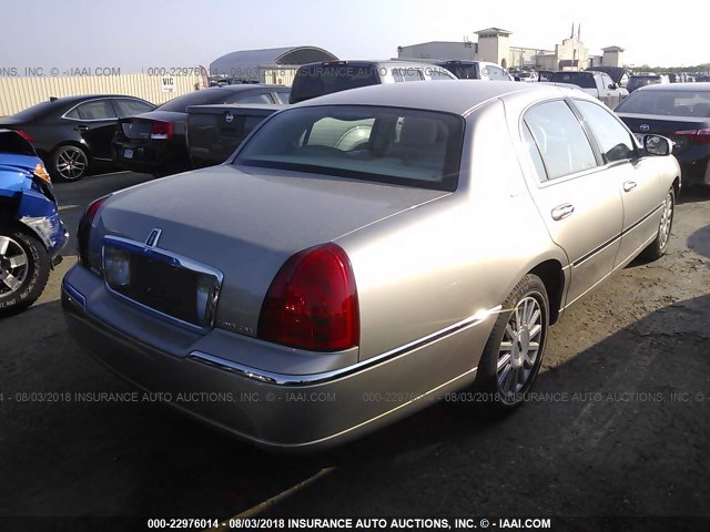 1LNHM81W13Y697818 - 2003 LINCOLN TOWN CAR EXECUTIVE TAN photo 4