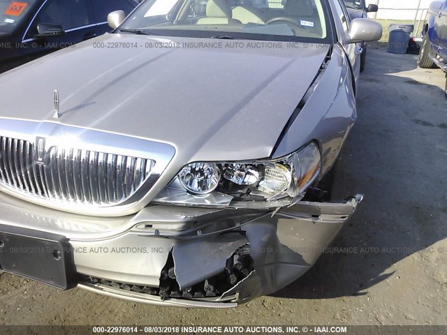 1LNHM81W13Y697818 - 2003 LINCOLN TOWN CAR EXECUTIVE TAN photo 6