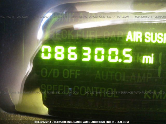 1LNHM81W13Y697818 - 2003 LINCOLN TOWN CAR EXECUTIVE TAN photo 7