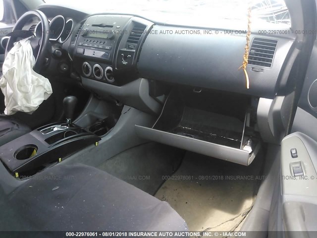 5TETX22N26Z218706 - 2006 TOYOTA TACOMA ACCESS CAB Күміс фото 5