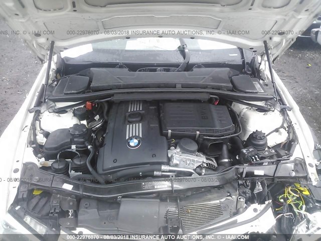 WBAKG1C58CE839996 - 2012 BMW 335 I SULEV WHITE photo 10