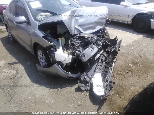 JM1BL1TG6D1821084 - 2013 MAZDA 3 I SILVER photo 6