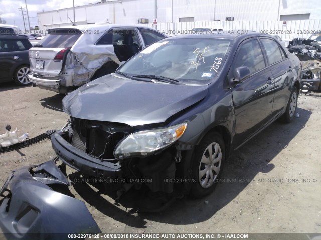 2T1BU4EEXCC867568 - 2012 TOYOTA COROLLA S/LE GRAY photo 2
