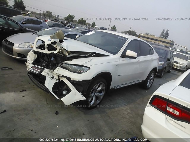 5UXFG2C54BLX06073 - 2011 BMW X6 XDRIVE35I WHITE photo 2