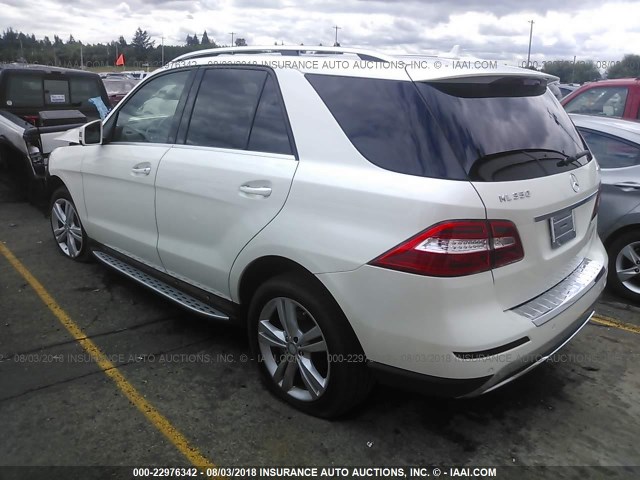 4JGDA5HB3EA386167 - 2014 MERCEDES-BENZ ML 350 4MATIC WHITE photo 3