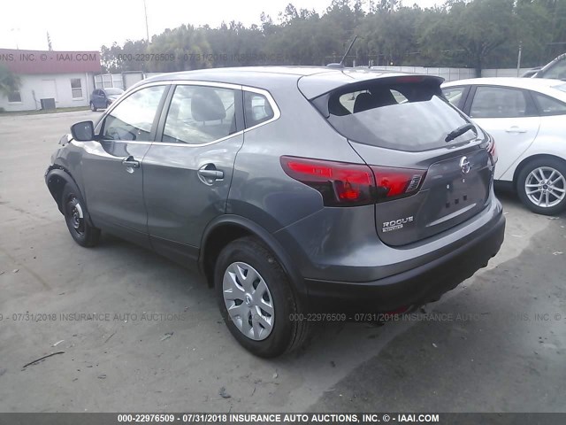 JN1BJ1CP0JW154231 - 2018 NISSAN ROGUE SPORT S/SV/SL GRAY photo 3