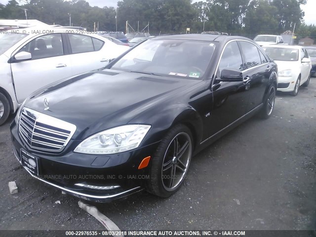 WDDNG7GB2BA382195 - 2011 MERCEDES-BENZ S S600 BLACK photo 2