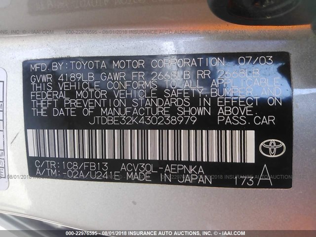 JTDBE32K430238979 - 2003 TOYOTA CAMRY LE/XLE 银色 照片 9