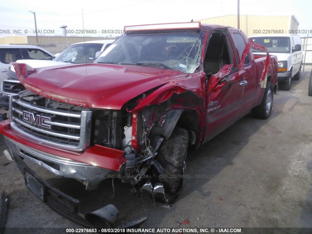 1GTR1VE01DZ227337 - 2013 GMC SIERRA C1500 SLE RED photo 2