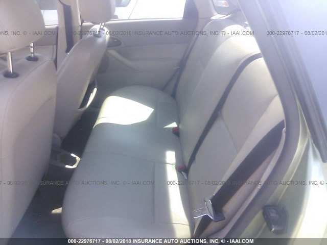 1FAHP34N17W114219 - 2007 FORD FOCUS ZX4/S/SE/SES 绿色 照片 8