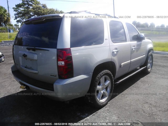 1GNFK13007J267303 - 2007 CHEVROLET TAHOE K1500 SILVER photo 4