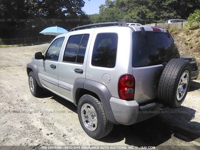 1J8GL48K83W608085 - 2003 JEEP LIBERTY SPORT/FREEDOM ვერცხლისფერი ფოტო 3