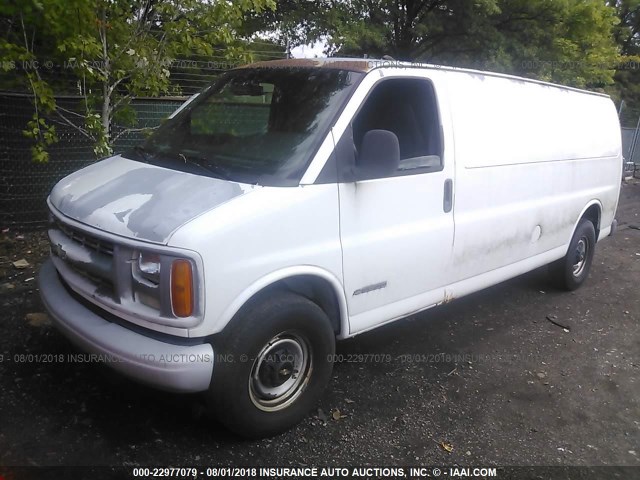 1GCHG39R211152214 - 2001 CHEVROLET EXPRESS G3500  WHITE photo 2