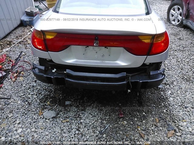 1G8ZY12742Z131294 - 2002 SATURN SC2 SILVER photo 6