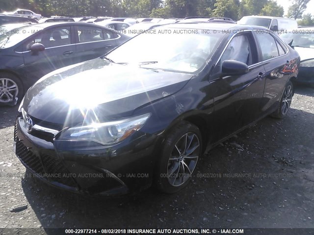 4T1BF1FK3FU929439 - 2015 TOYOTA CAMRY LE/XLE/SE/XSE 黑色 照片 2