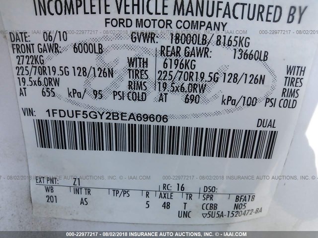 1FDUF5GY2BEA69606 - 2011 FORD F550 SUPER DUTY WHITE photo 10