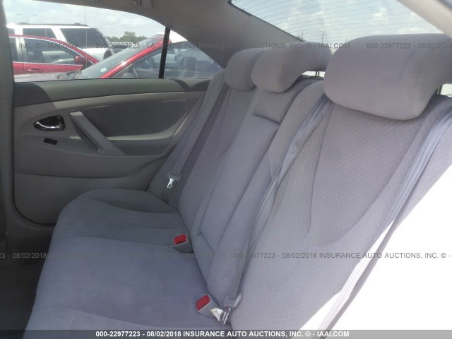 4T1BE46K79U293441 - 2009 TOYOTA CAMRY SE/LE/XLE ვერცხლისფერი ფოტო 8