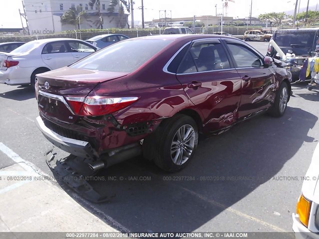 4T1BF1FK6HU737340 - 2017 TOYOTA CAMRY LE/XLE/SE/XSE 红色 照片 4