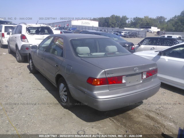 4T1BG22K7YU655349 - 2000 TOYOTA CAMRY CE/LE/XLE 米色 照片 3